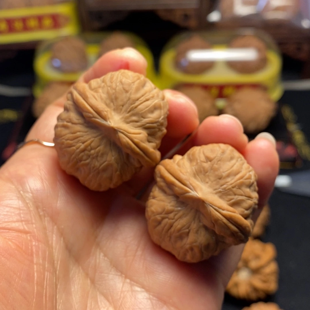 桃核把件战马狮子头34