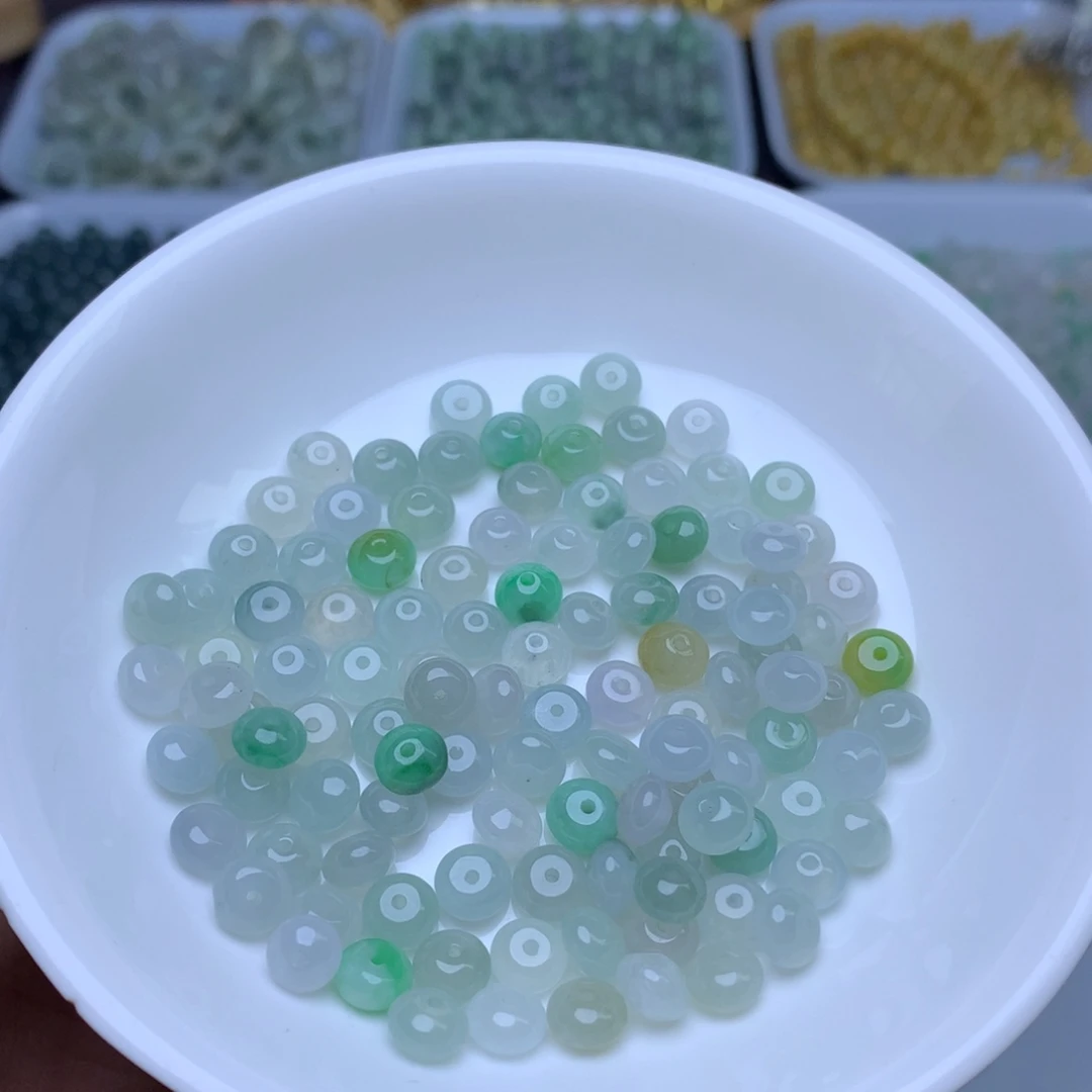 翡翠散珠卡4乘6.5冰三彩鼓珠10个