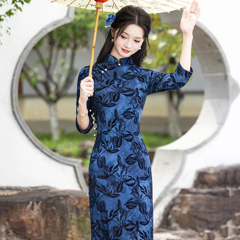 蓝色国风中式长款秋季长袖旗袍改良2025新款年轻款女复古修身春秋