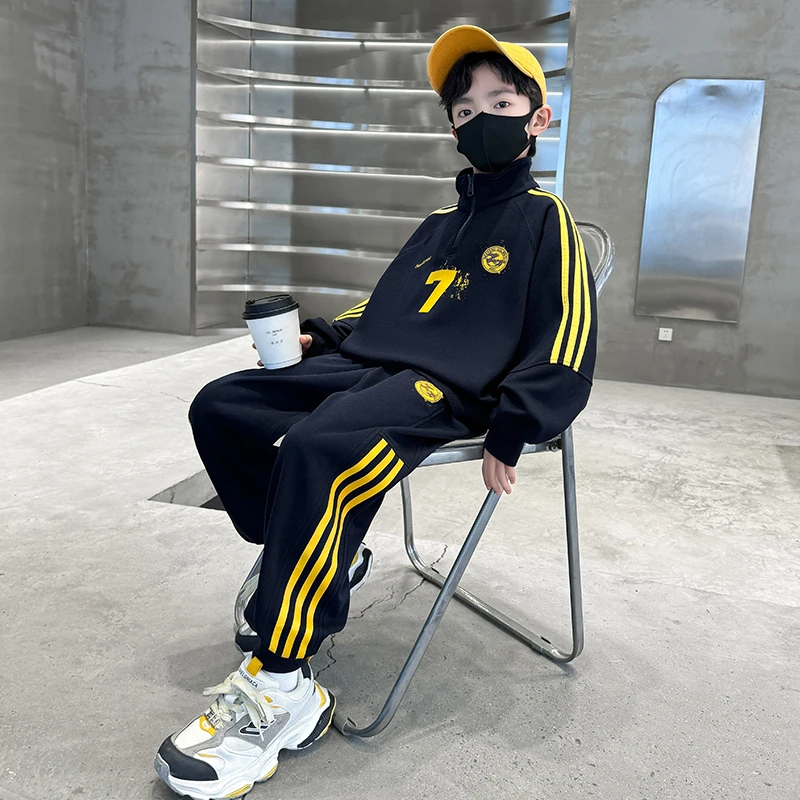 男童秋装套装2025新款中大童秋季男孩春秋款帅气儿童运动卫衣潮酷