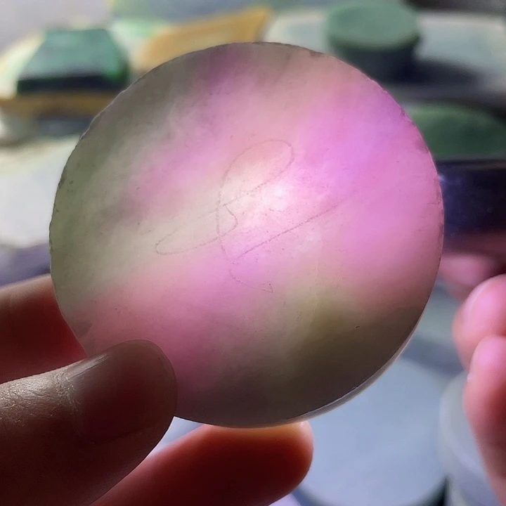 翡翠颈饰未镶嵌毛料39