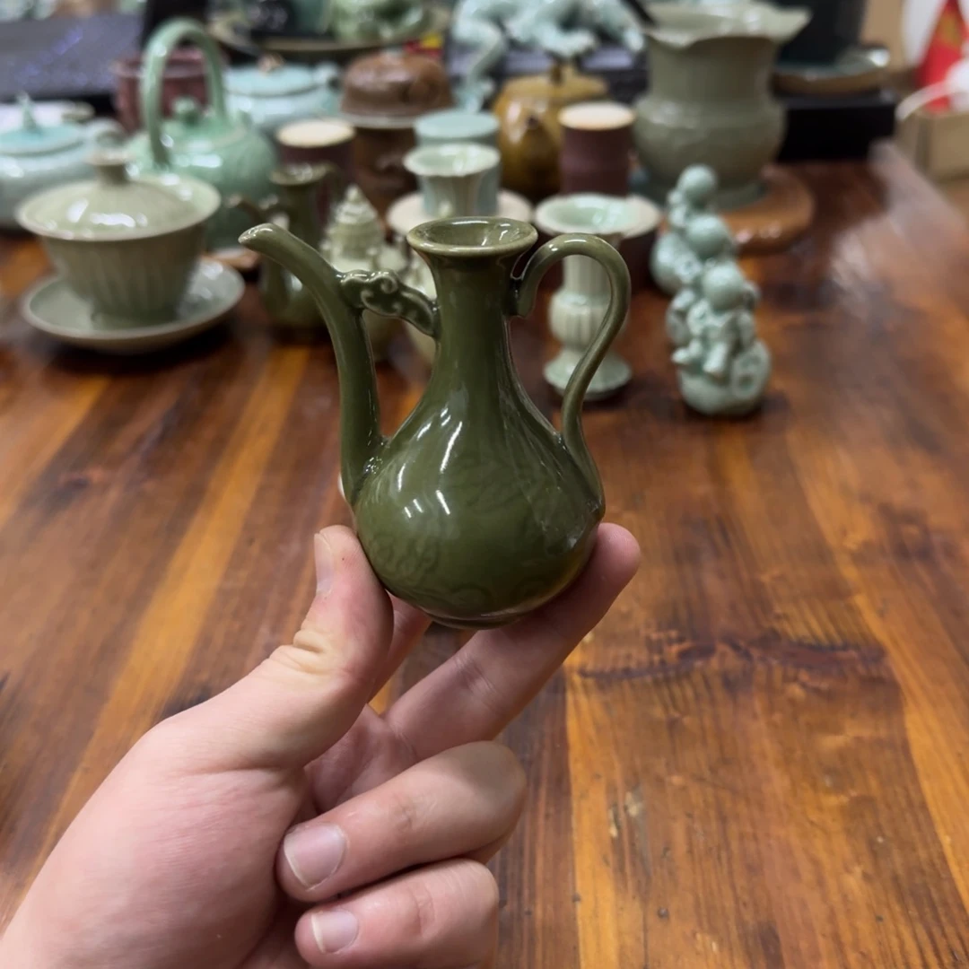 小仲龙泉青瓷微瑕6805