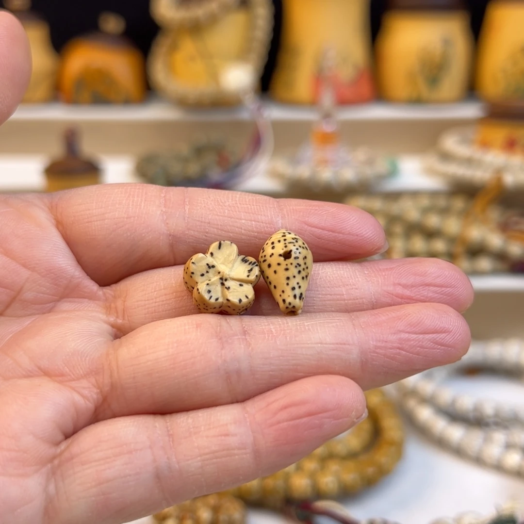 小***子星月菩提吊坠星月手工雕刻