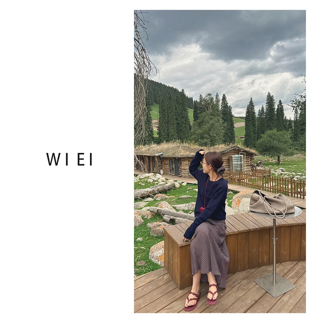 《WI EI》梦境*康赛妮羊毛羊绒可机洗 圆领针织套衫 W25209071