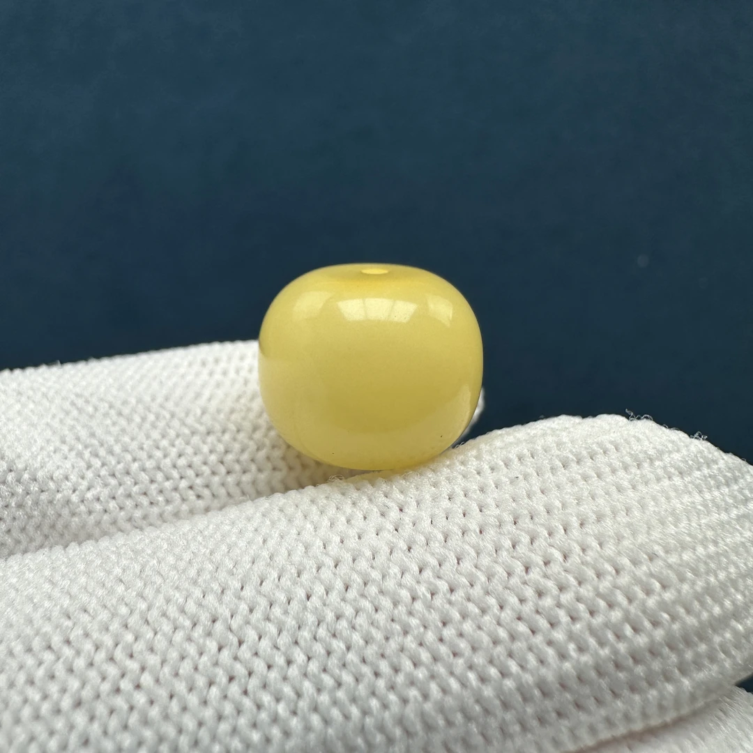 B9616天然原矿蜜蜡微瑕老型 13.3*11.3mm 支持复检 假一罚十