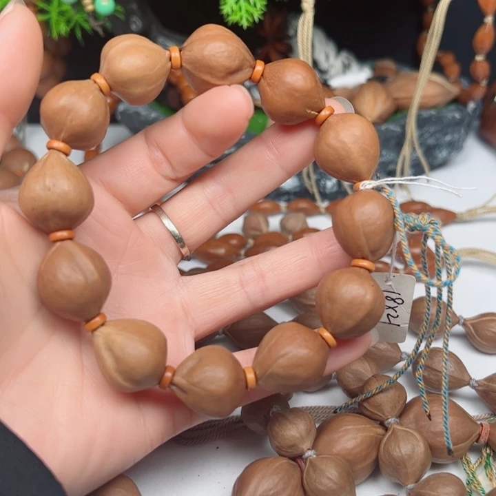 手串橄榄核我***车1821