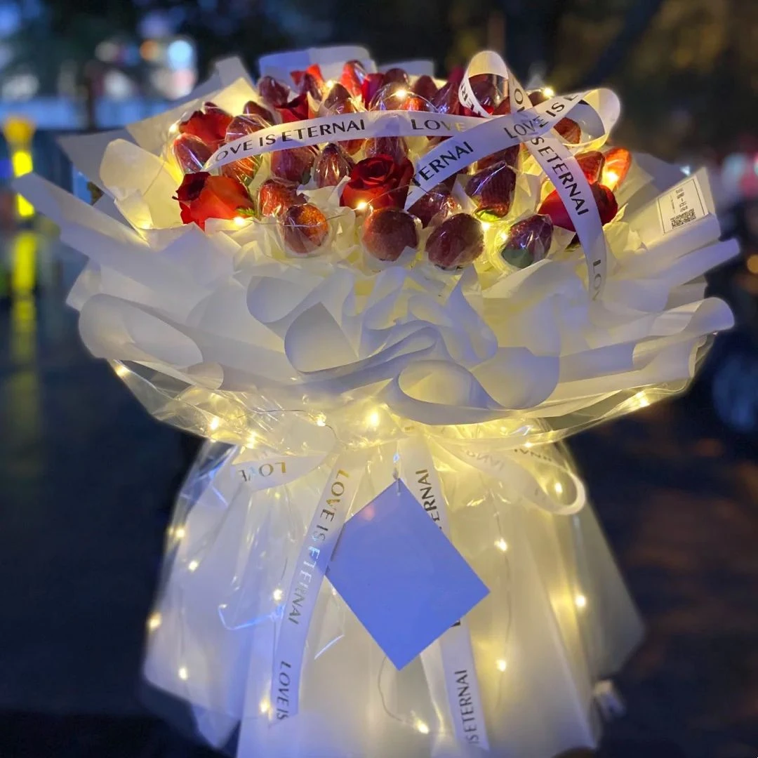 【青莓竹马】33颗草莓花束网红花束生日鲜花女士送女朋友送闺蜜送领导生日礼物花店送花上门