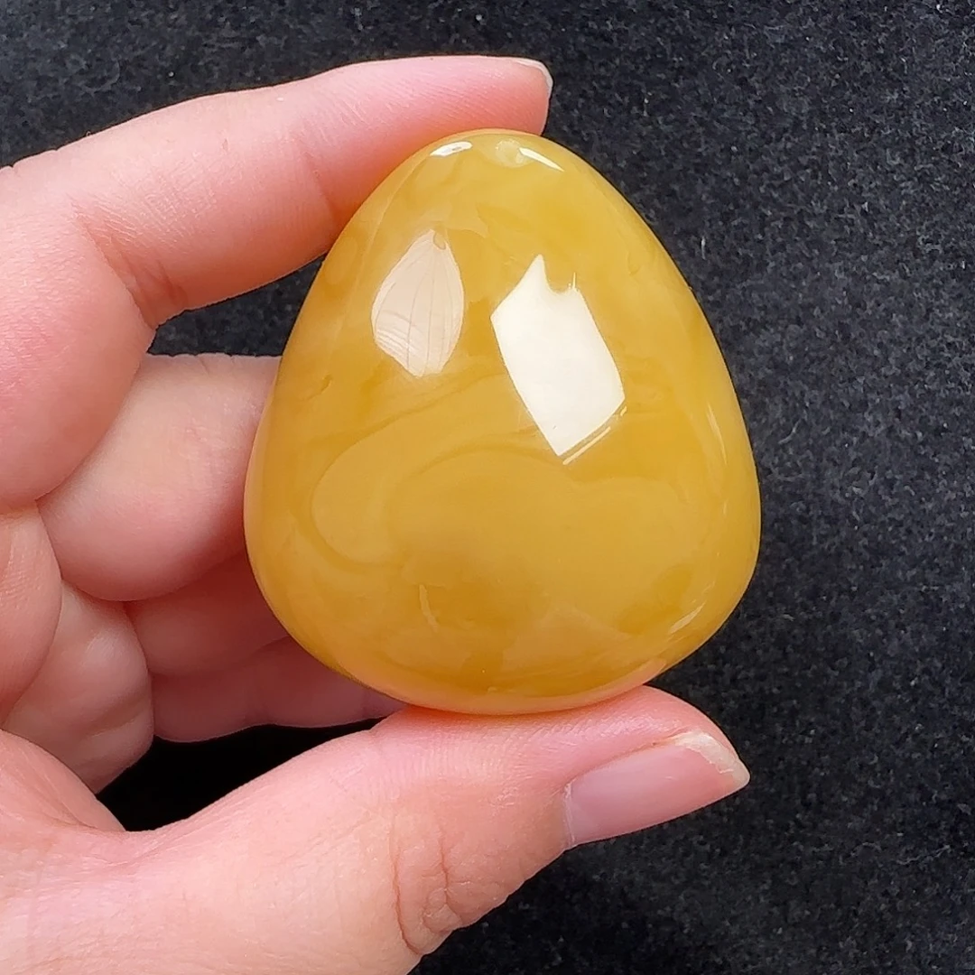 蜜蜡未镶嵌珠宝奇石