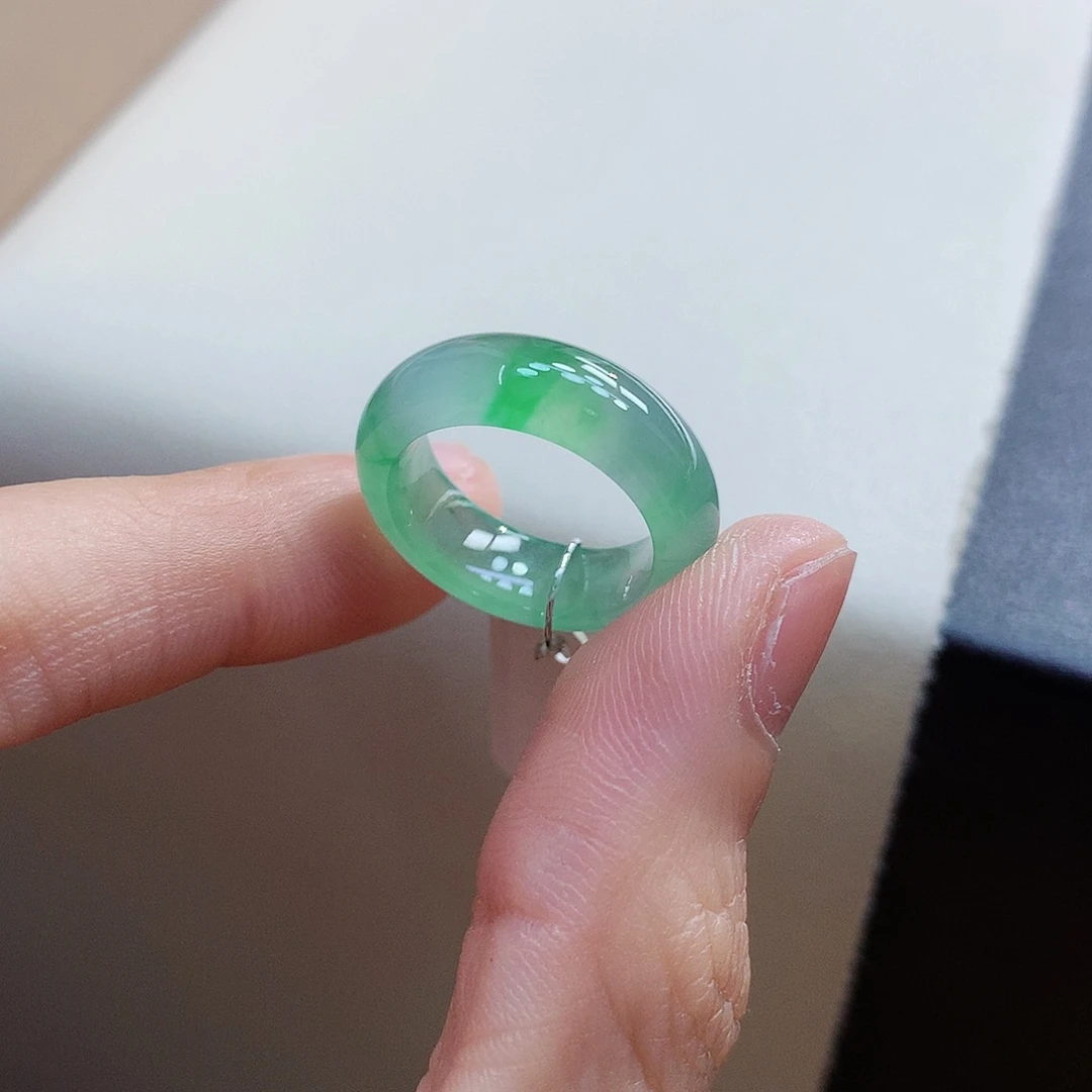 翡翠戒指未镶嵌9号
