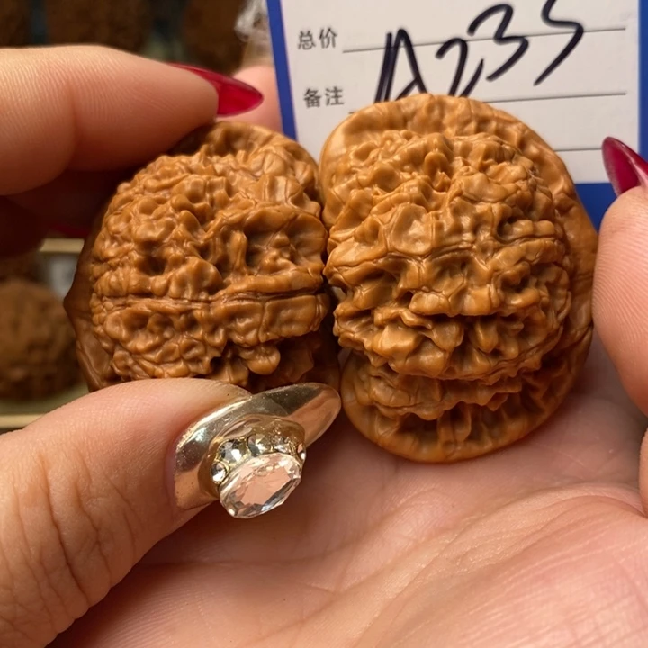 康***波桃核吊坠龙鼎大管帽