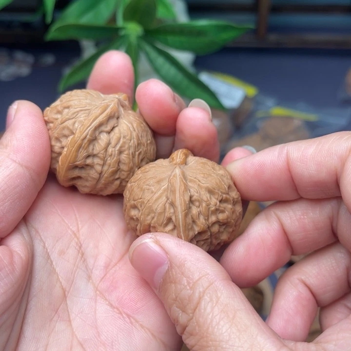 文玩核桃吊坠磨盘