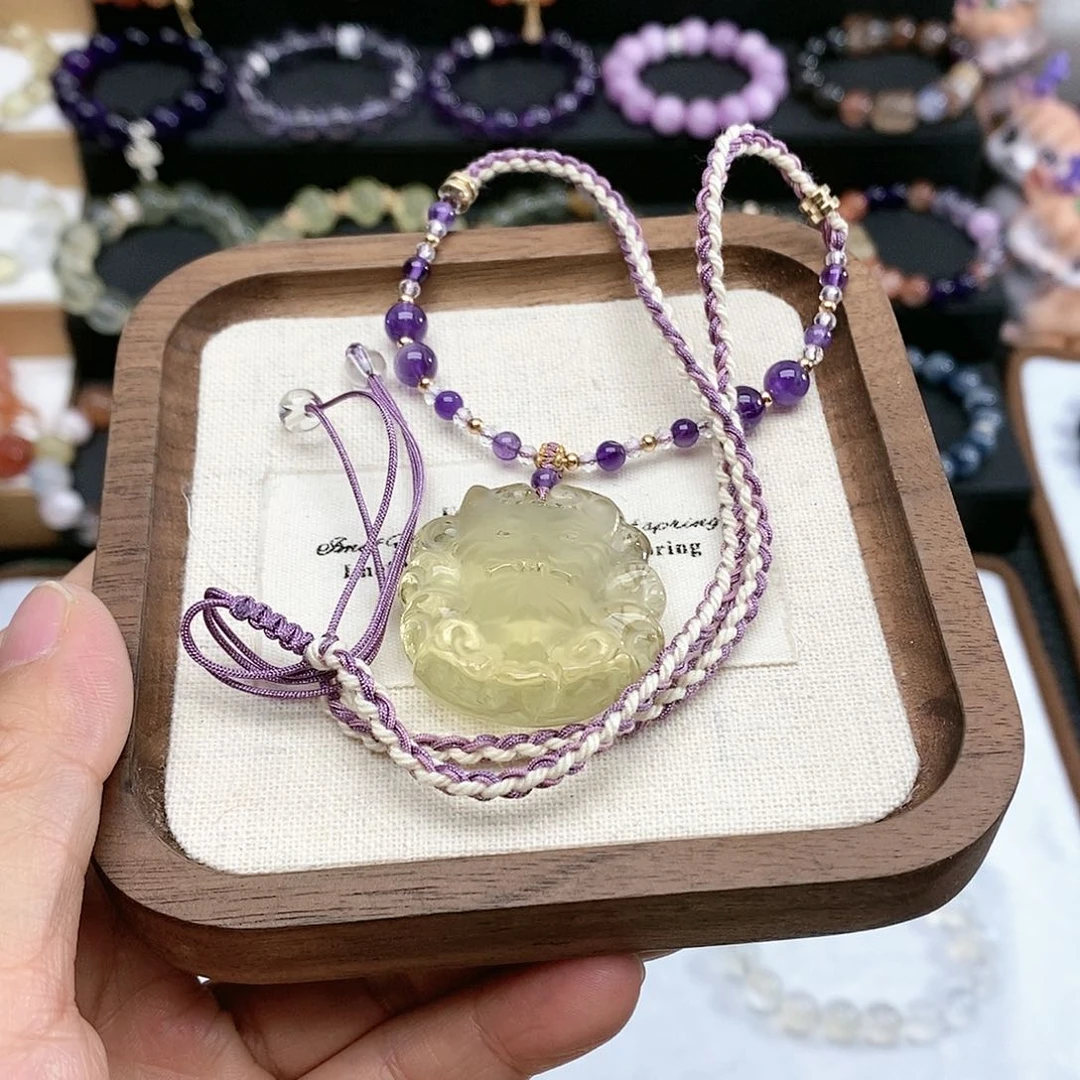 水晶手链未镶嵌?*水晶