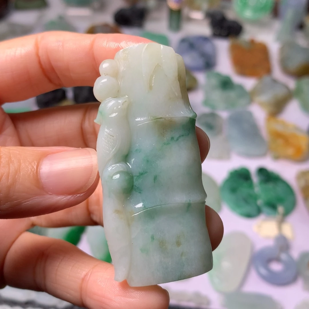 未镶嵌定制翡翠翡翠