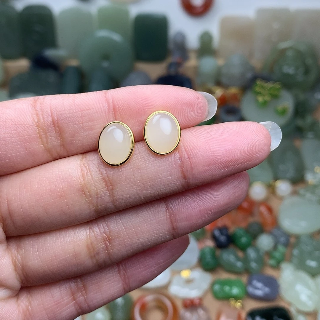 和田玉耳钉银S925镀金镶嵌