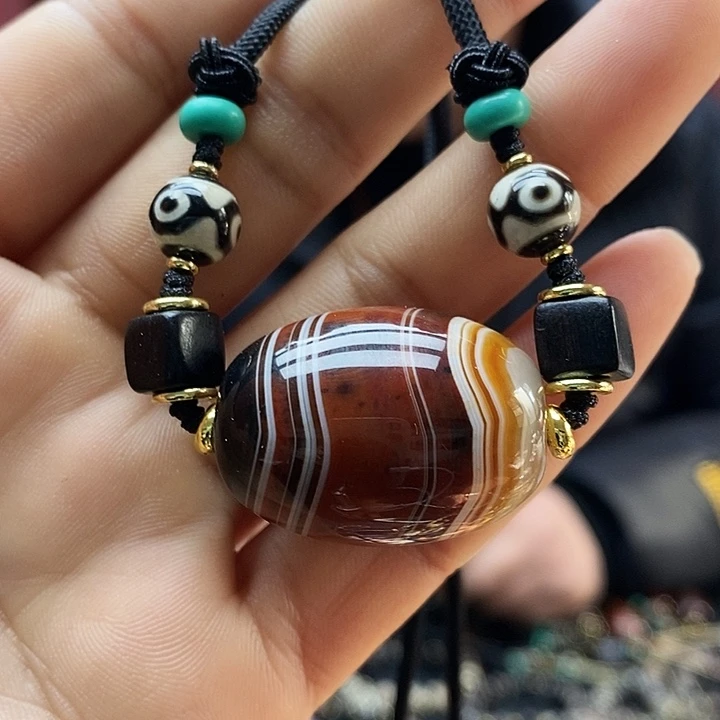 玛瑙/玉髓合金颈饰