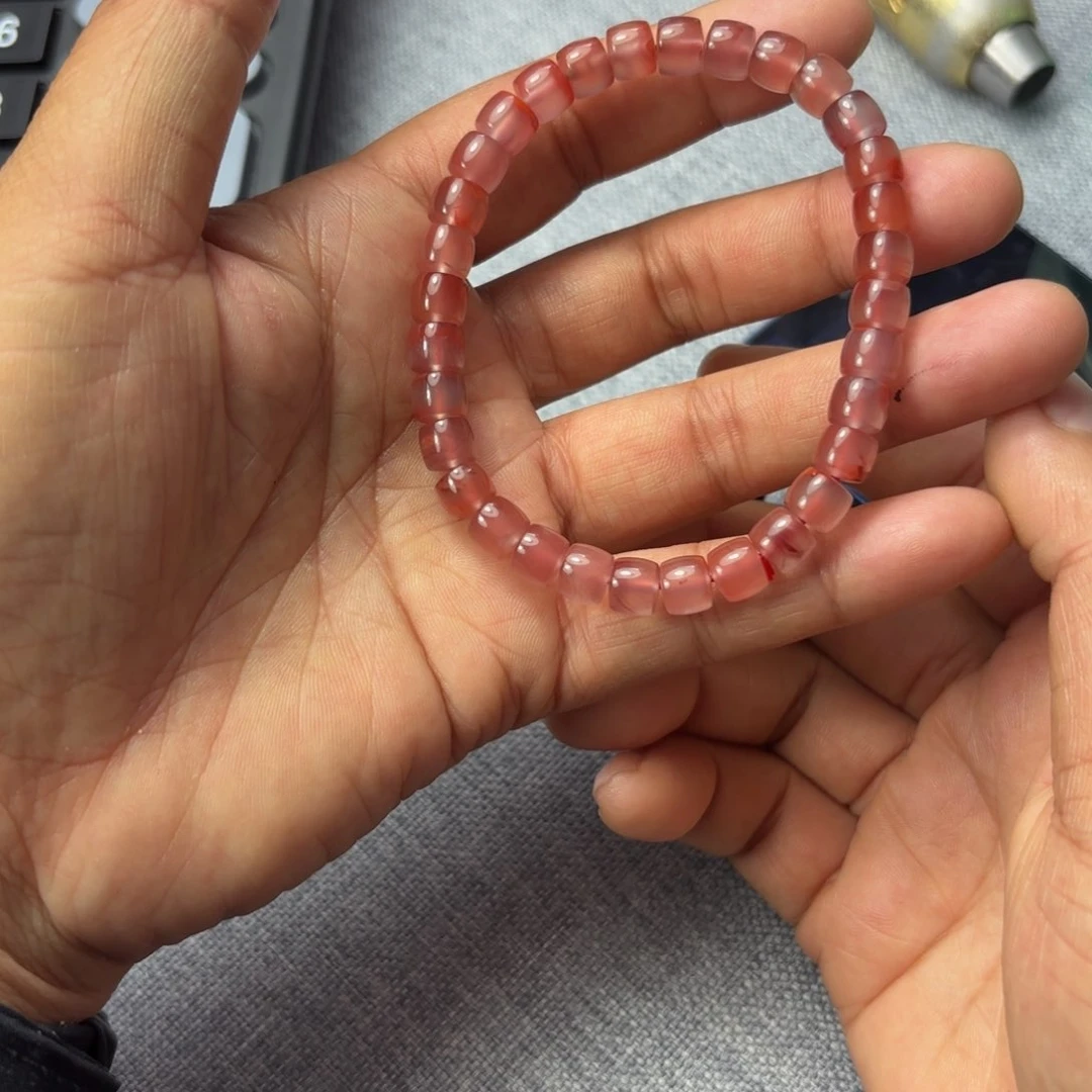 玛瑙/玉髓颈饰合金