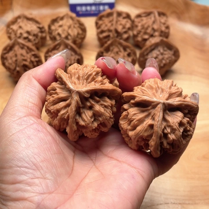 N***o核桃手串/手链秦岭野生核桃