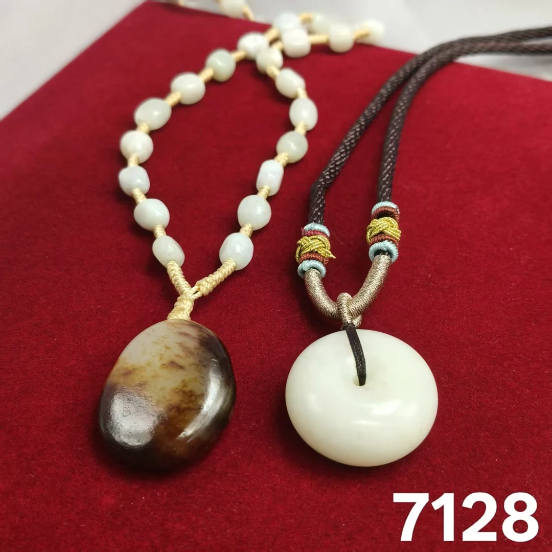 非金属仿珍珠吊坠 时尚吊坠带皮随形吊坠 配套送平安扣挂饰