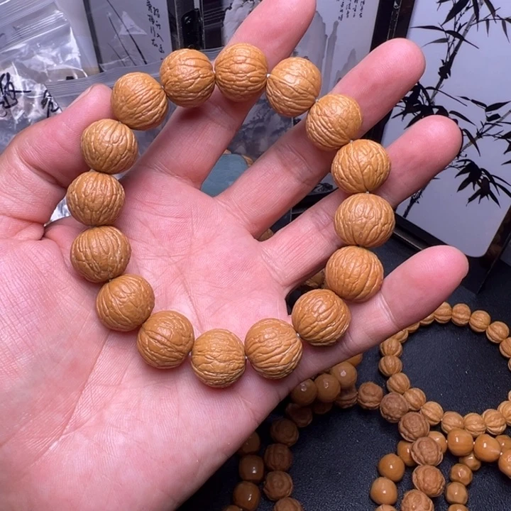 猴头核桃手串风雨