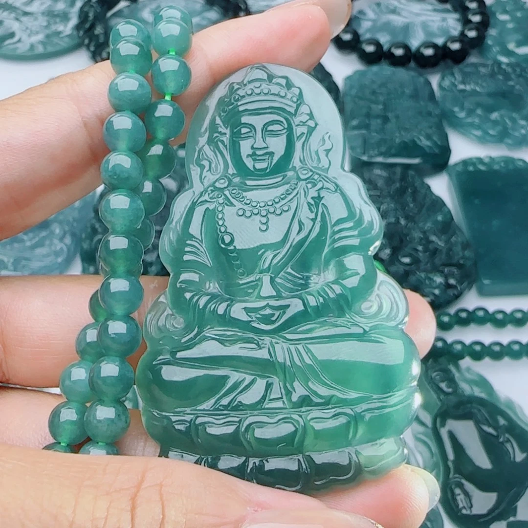 颈饰未镶嵌翡翠多样性发货天然的A货翡翠