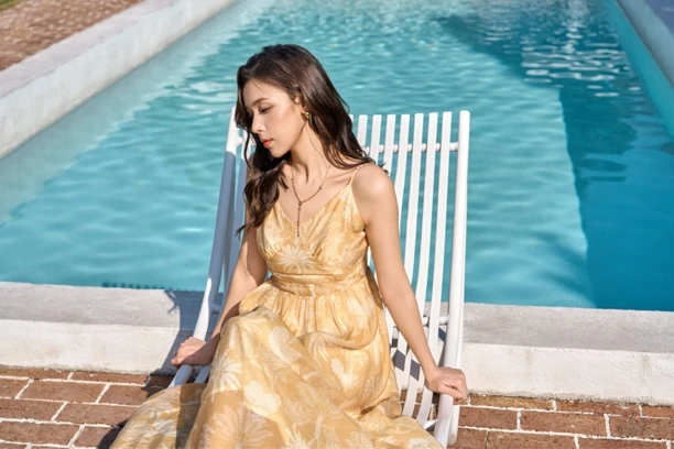 C.crlu可路莎 印花吊带连衣裙 25夏新款