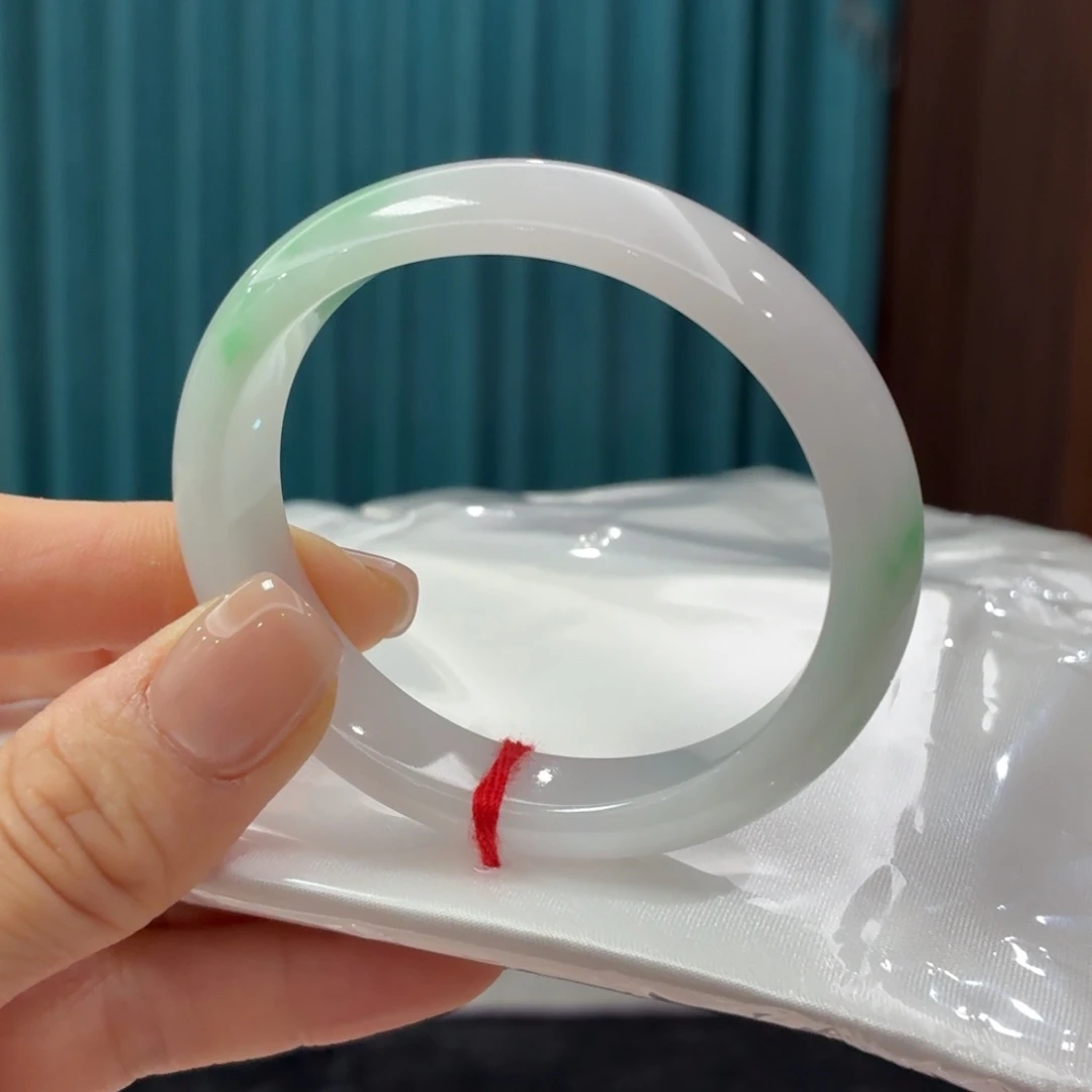 未镶嵌手镯翡翠圈口52.5贵妃