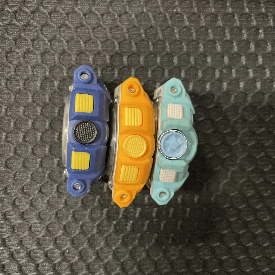 准新品  A-695高端手表（颜色不挑）