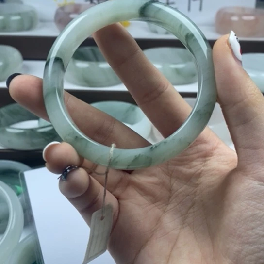 石英质玉（金丝玉）未镶嵌手镯