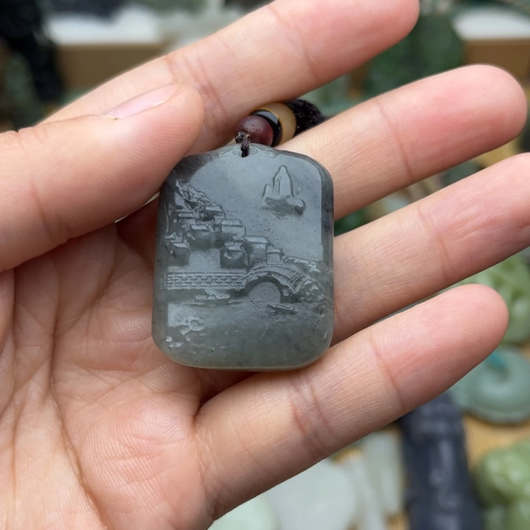 和田玉颈饰未镶嵌