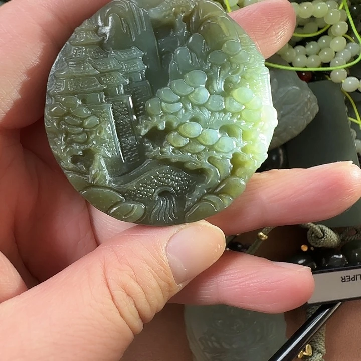 和田玉未镶嵌颈饰