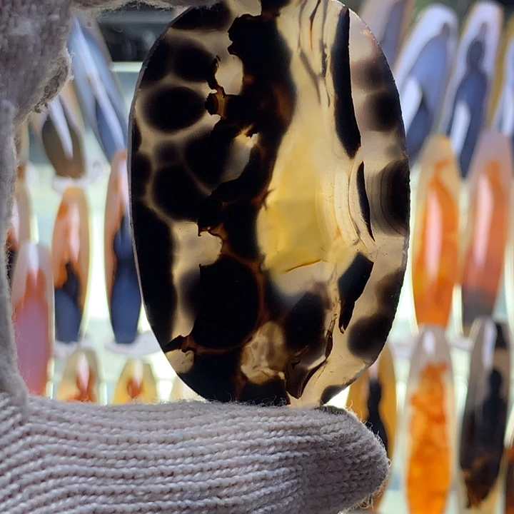 未镶嵌颈饰玛瑙/玉髓165