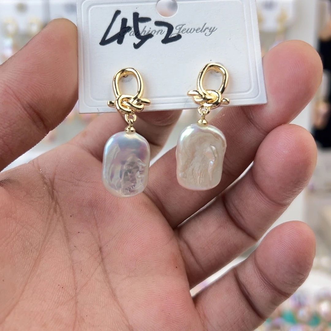 淡水珍珠耳饰未镶嵌请***女