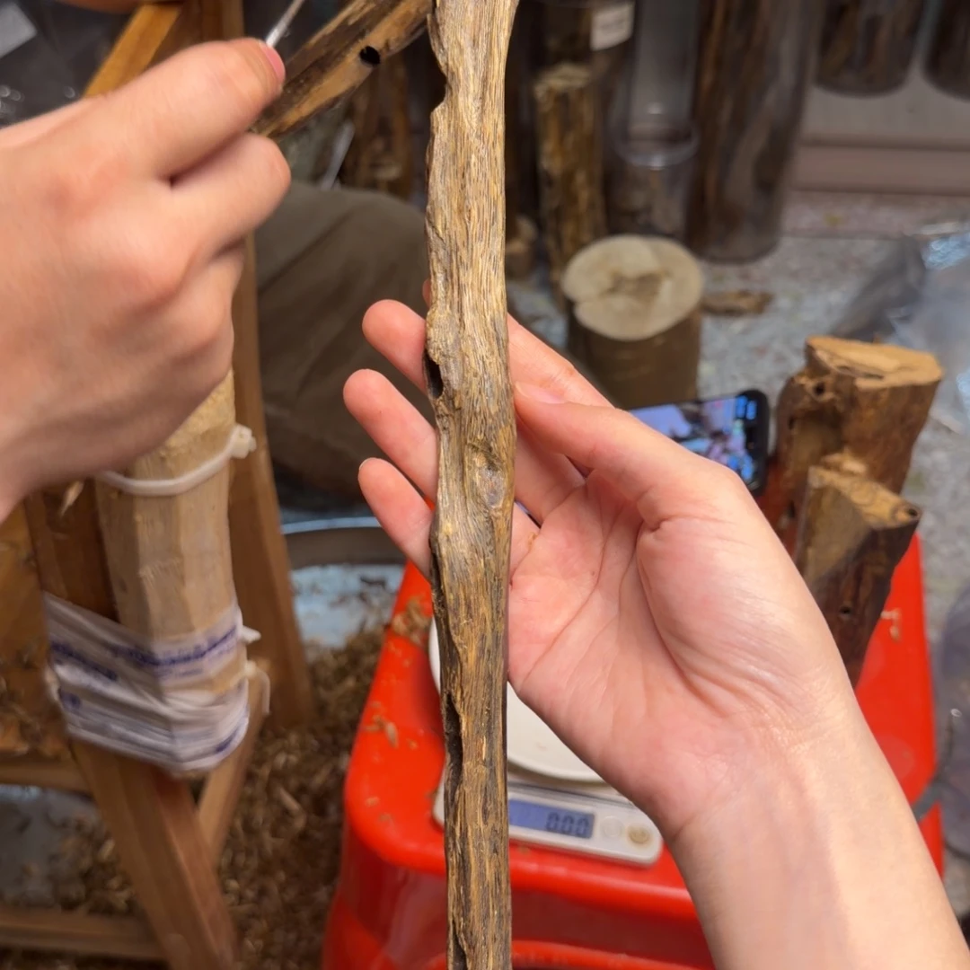 沉香沉香碎屑乌身块料40克