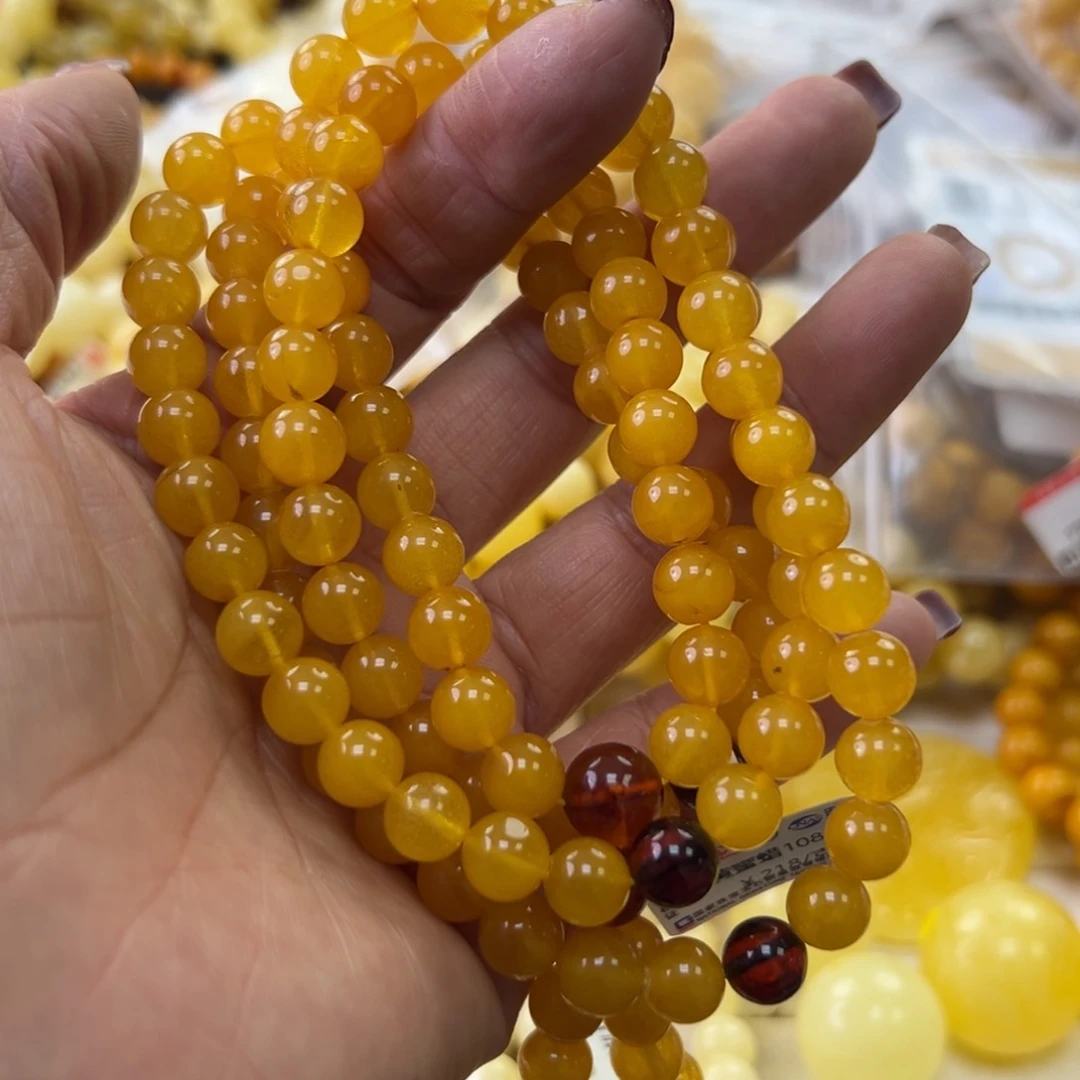 琥珀珠宝奇石未镶嵌