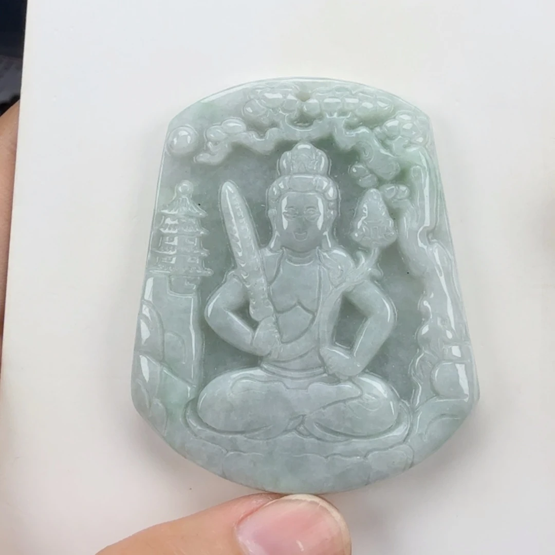 翡翠挂件未镶嵌翡翠