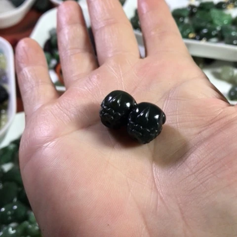 手链未镶嵌和田玉（糖玉）紫**忆