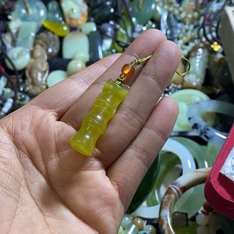 岫玉手机挂件未镶嵌一个