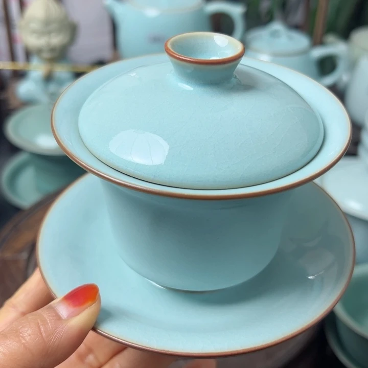 杯天青色马蹄盖碗微瑕