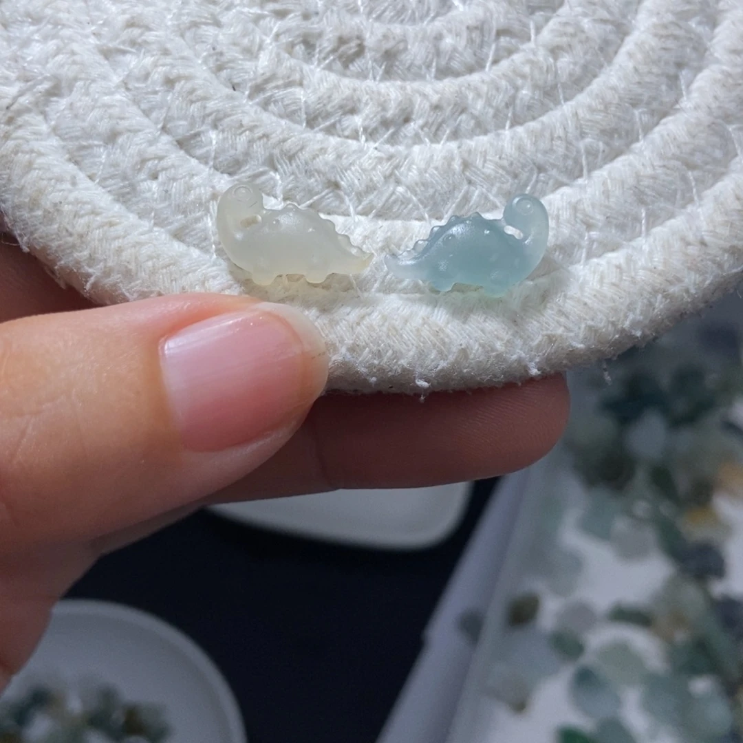 定制翡翠未镶嵌单个价格
