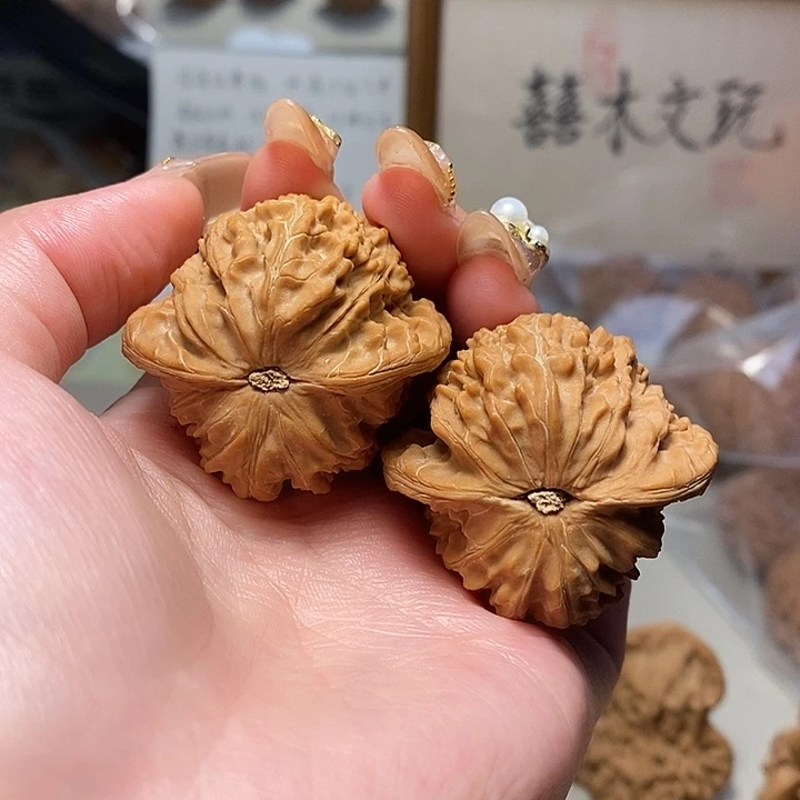 文玩核桃吊坠40磨盘