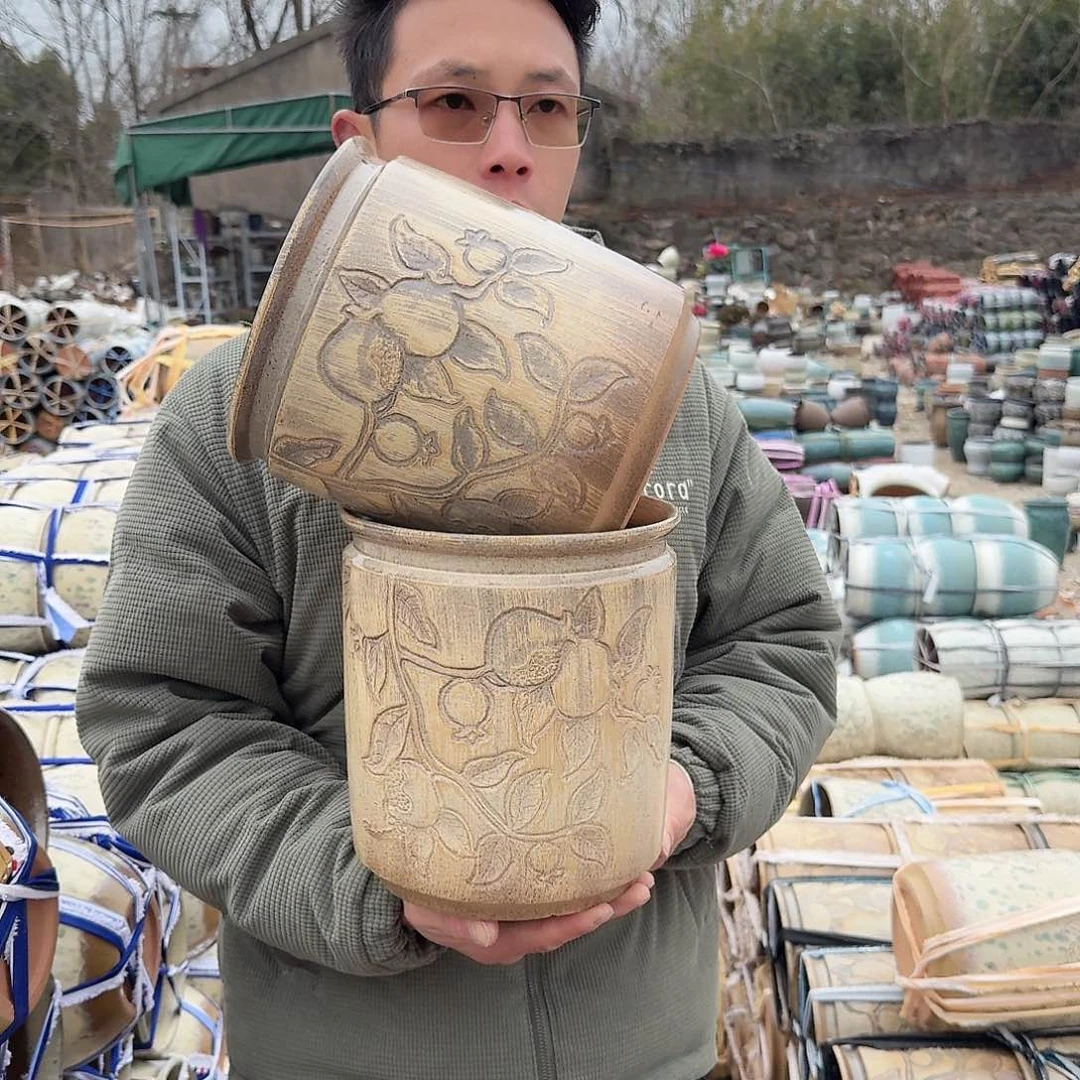 紫砂花盆口21高23（两个石榴柴烧