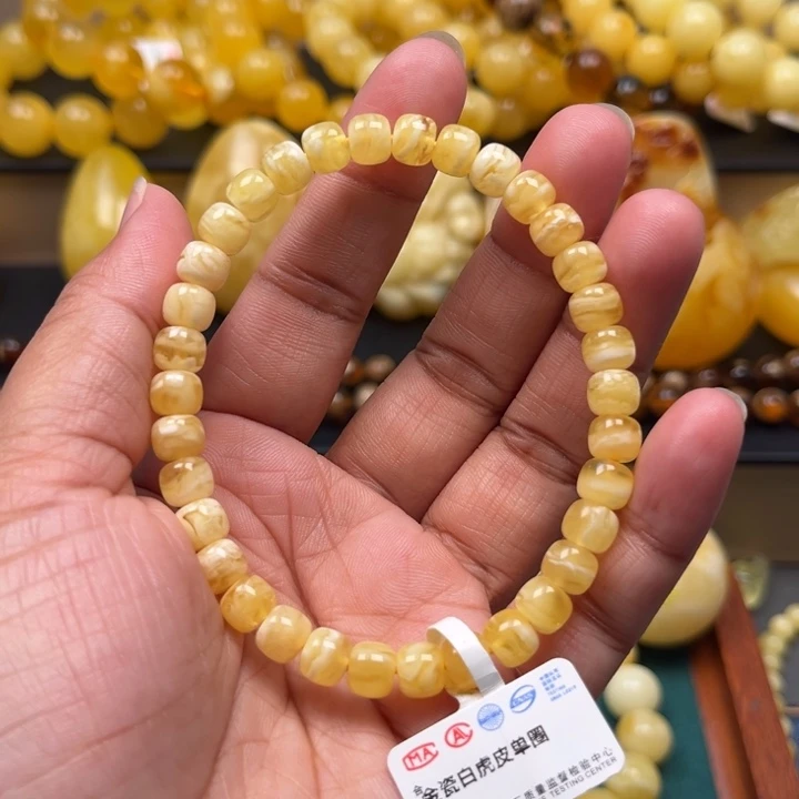 琥珀未镶嵌珠宝奇石M174号6.8+虎皮妖花