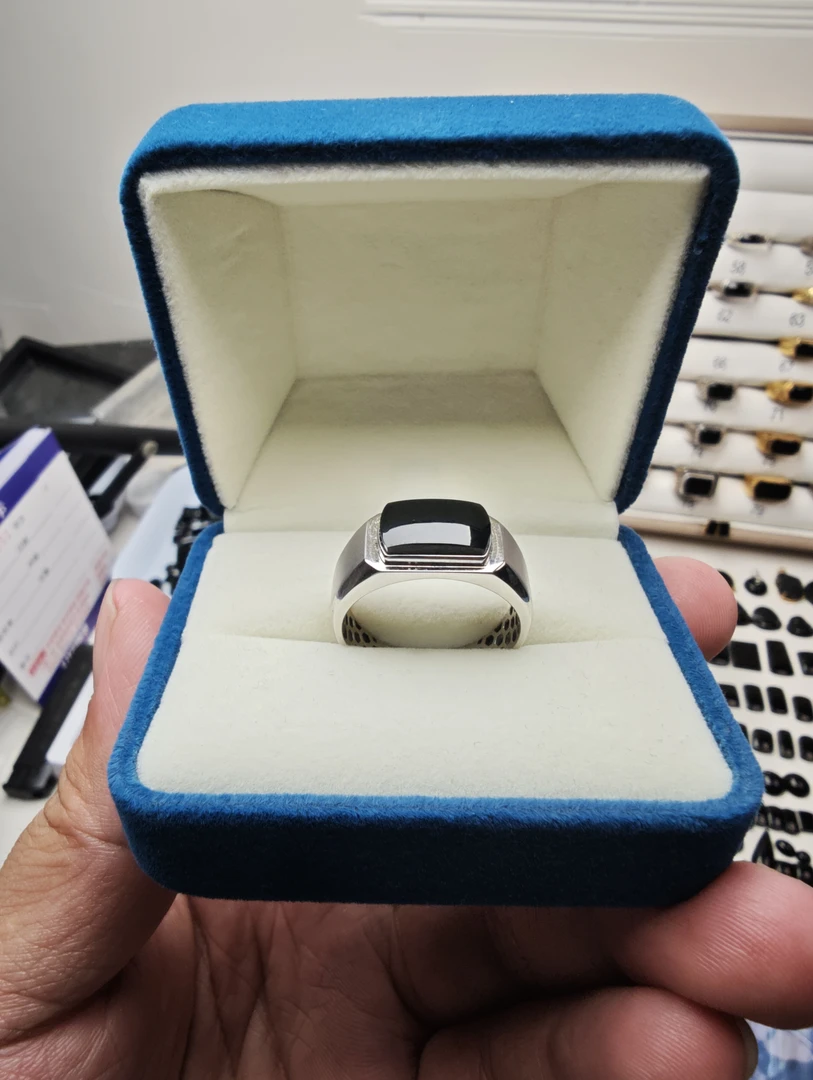 墨翠18k白金马鞍戒