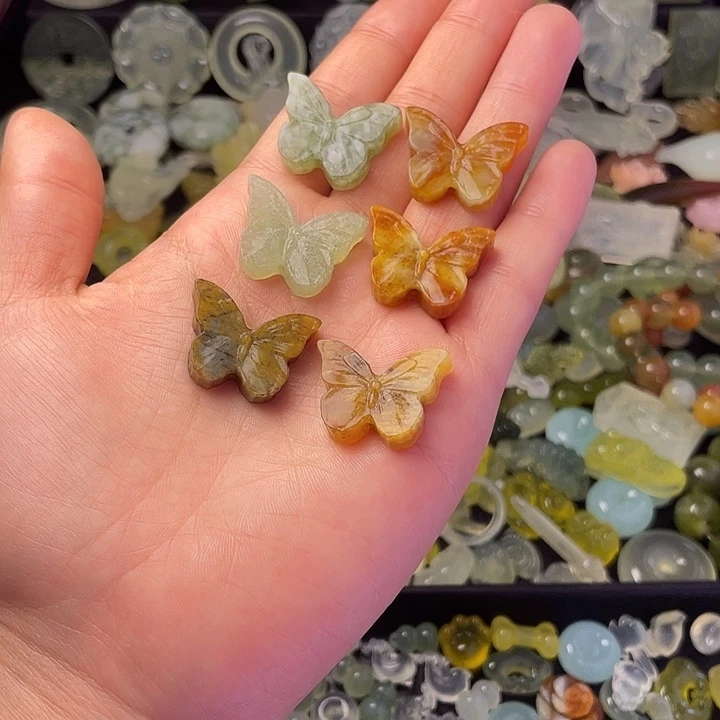 蛇纹石玉合金颈饰蝴蝶单价