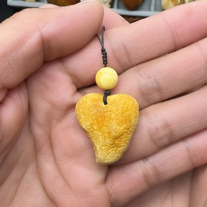 蜜蜡未镶嵌裸石天然蜜蜡吊坠