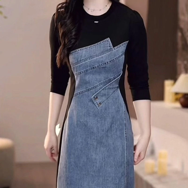 高档纯色洗水软牛仔连衣裙女2025春季新款洋气修身显瘦中长款裙子