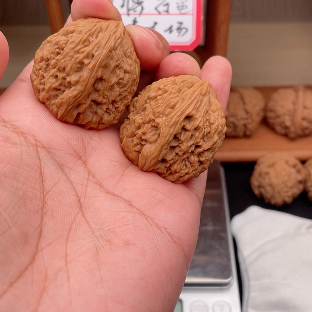 文玩核桃吊坠停****蒂好运南将石文玩核桃