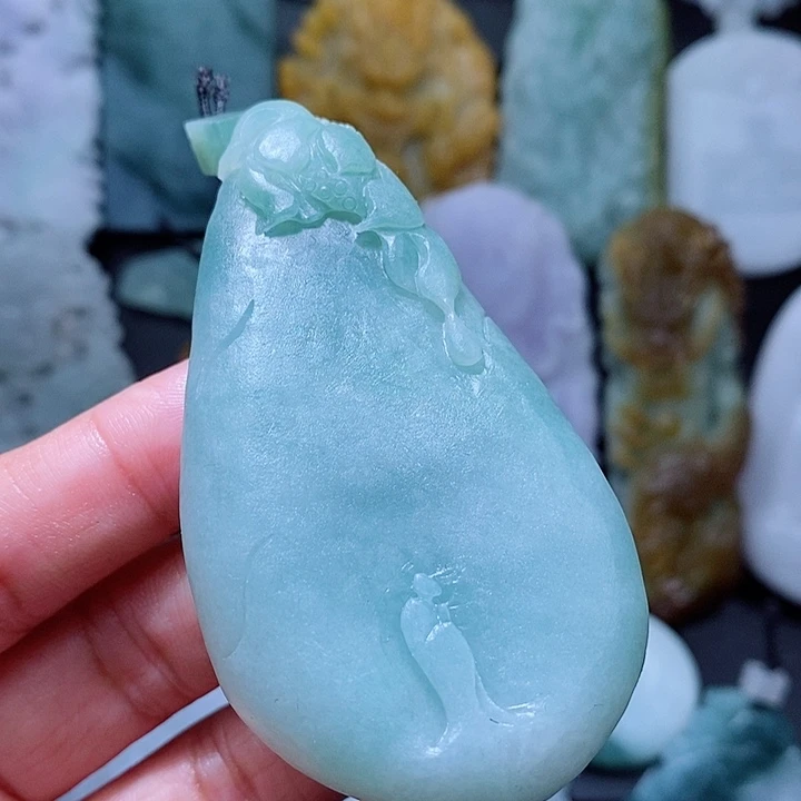 定制翡翠未镶嵌翡翠