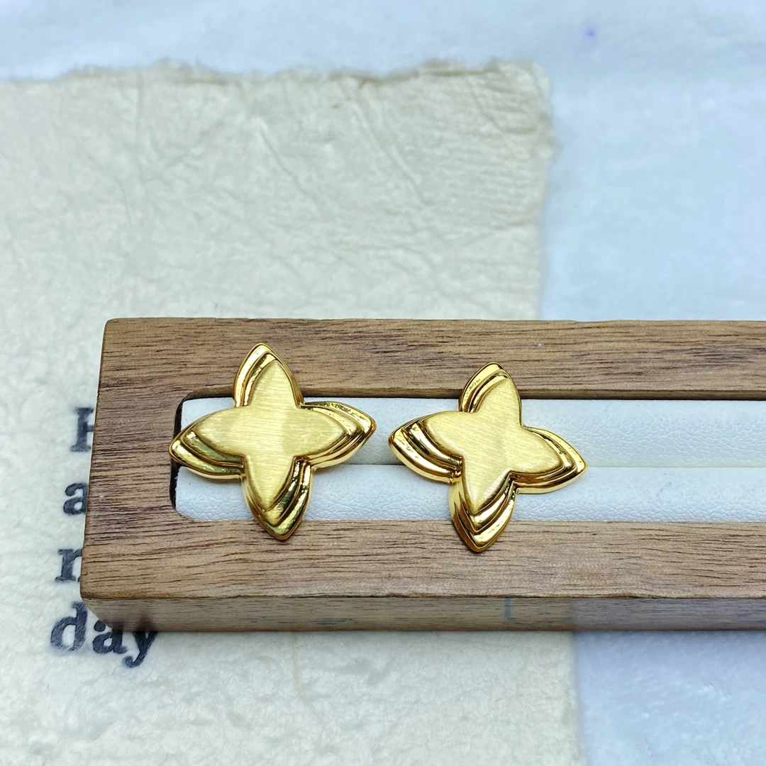 耳饰 YFL黄色星星耳钉多样性发货45185