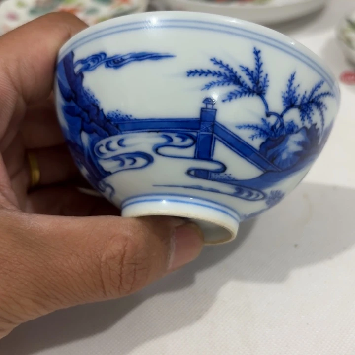 呵***哒青花小杯子一个6497